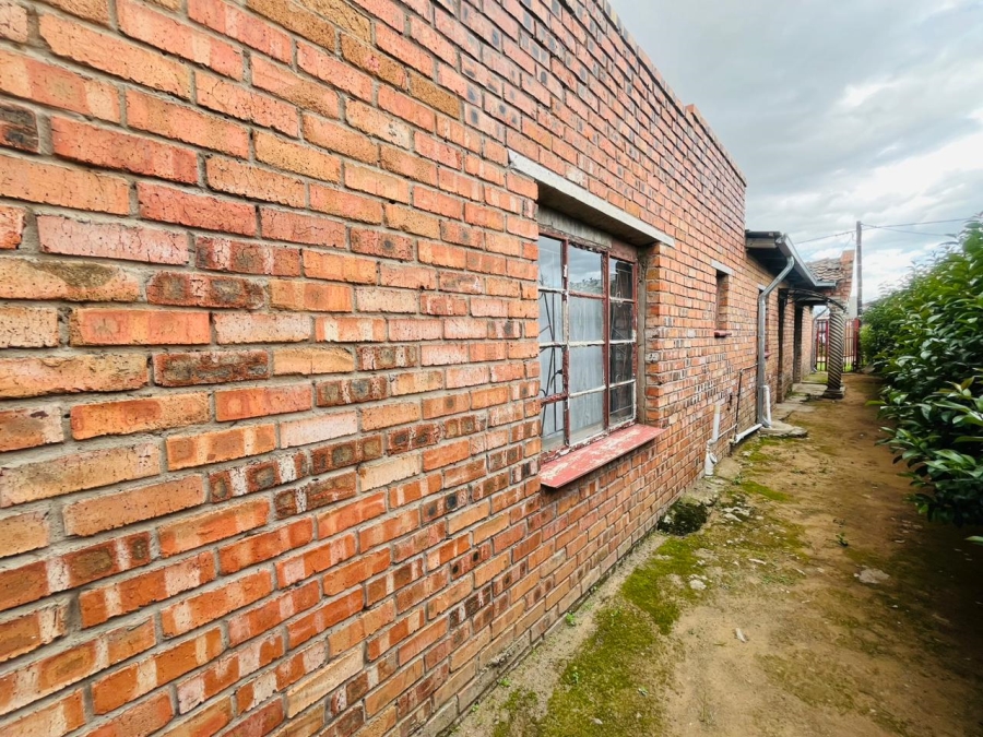 4 Bedroom Property for Sale in Grasslands Free State